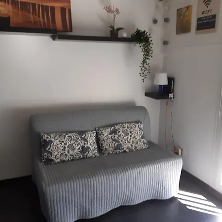 Apartment Avec Piscine A 2 Pas De La