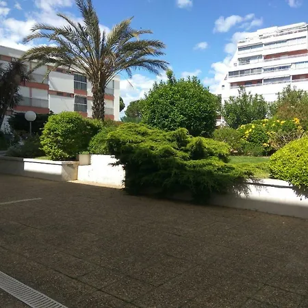 Avec Piscine A 2 Pas De La * La Grande-Motte