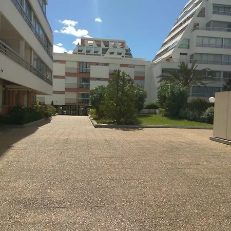 Apartment Avec Piscine A 2 Pas De La *