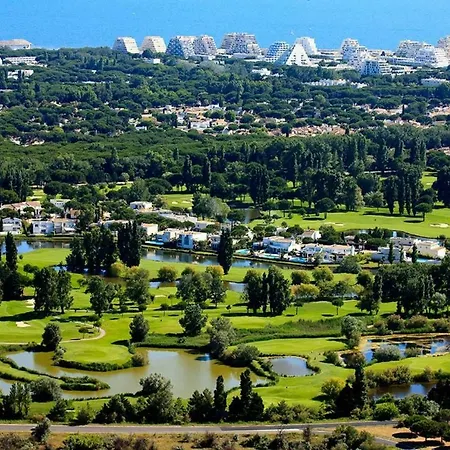 Apartment Avec Piscine A 2 Pas De La *