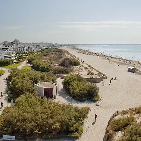 Avec Piscine A 2 Pas De La شقة